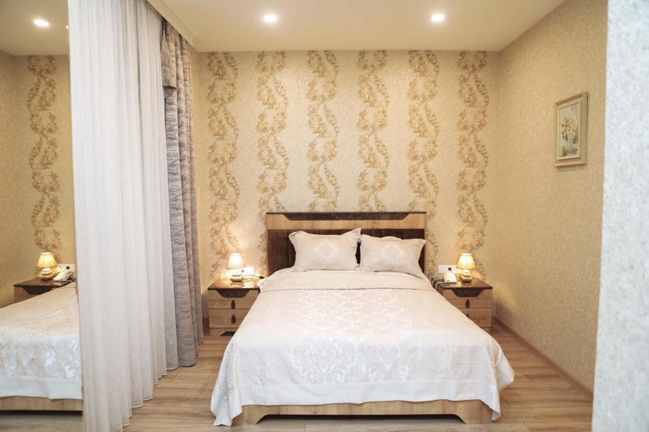 Midcity Hotel Баку Экстерьер фото