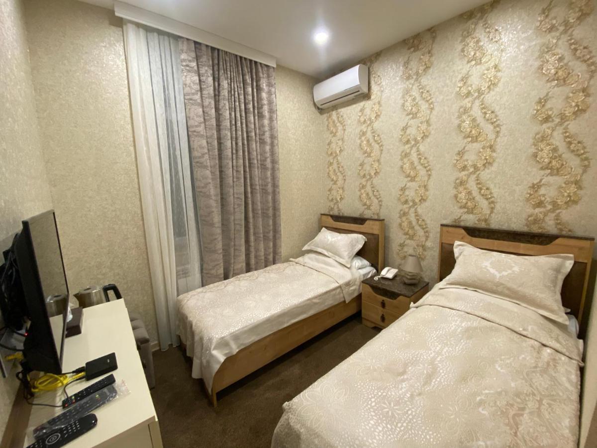 Midcity Hotel Баку Экстерьер фото